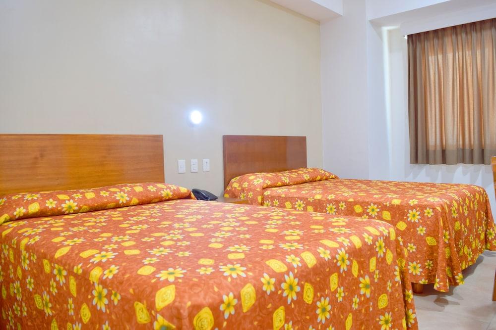 Hotel Delfines - A 2 Calles Del Acuario Veracruz Exterior photo